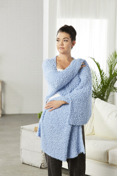 Giving Shawl (Light Blue)
